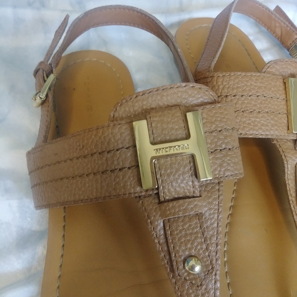 Tommy Hilfiger Sandals Sz 7.5 - Picture 3 of 3